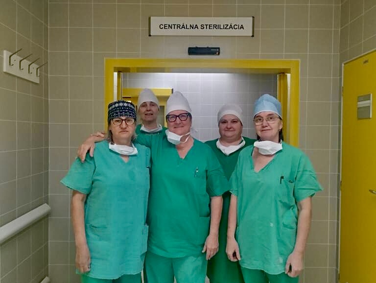 oddelenie centrálnej sterilizácie Liptovskej nemocnice - zamestnanci